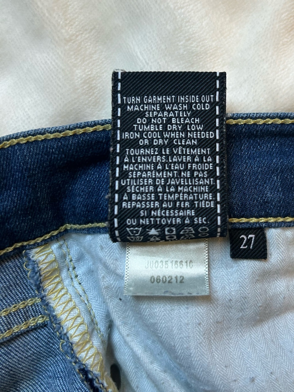 7 For all Mankind Women's Slim Cigarette Jeans in Size 27 - Picture 11 of 11